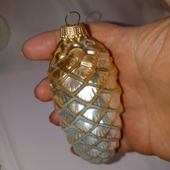 Pine Cone ornament set - Picture 4 of 5